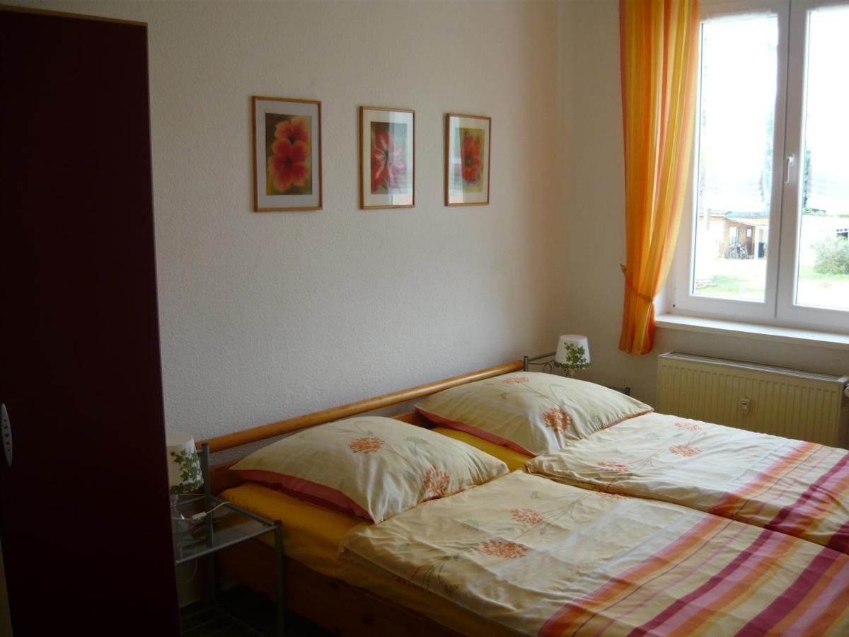 Uns Luett Wohnung Nossentiner Huette Exteriör bild