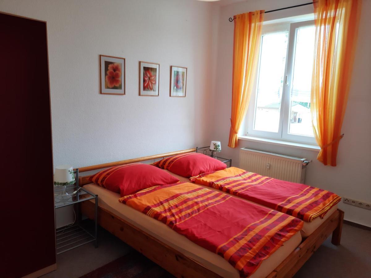 Uns Luett Wohnung Nossentiner Huette Exteriör bild